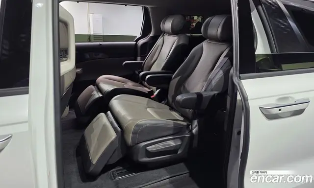 Kia Carnival 2025 3.5 автомат (гидро), миниатюра 11 Kia Carnival 2025 3.5 автомат (гидро), миниатюра 11
