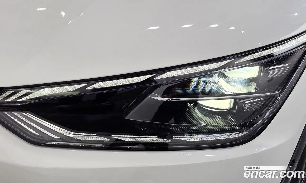 Kia EV6 2024 0.1 автомат (гидро), фото 8