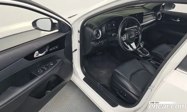 Kia K3 2021 1.6 автомат (гидро), миниатюра 10 Kia K3 2021 1.6 автомат (гидро), миниатюра 10