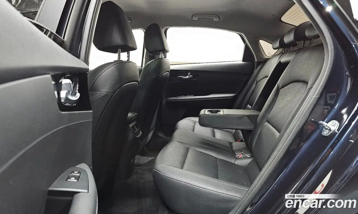 Kia K3 2022 1.6 автомат (гидро), фото 11 Kia K3 2022 1.6 автомат (гидро), фото 11