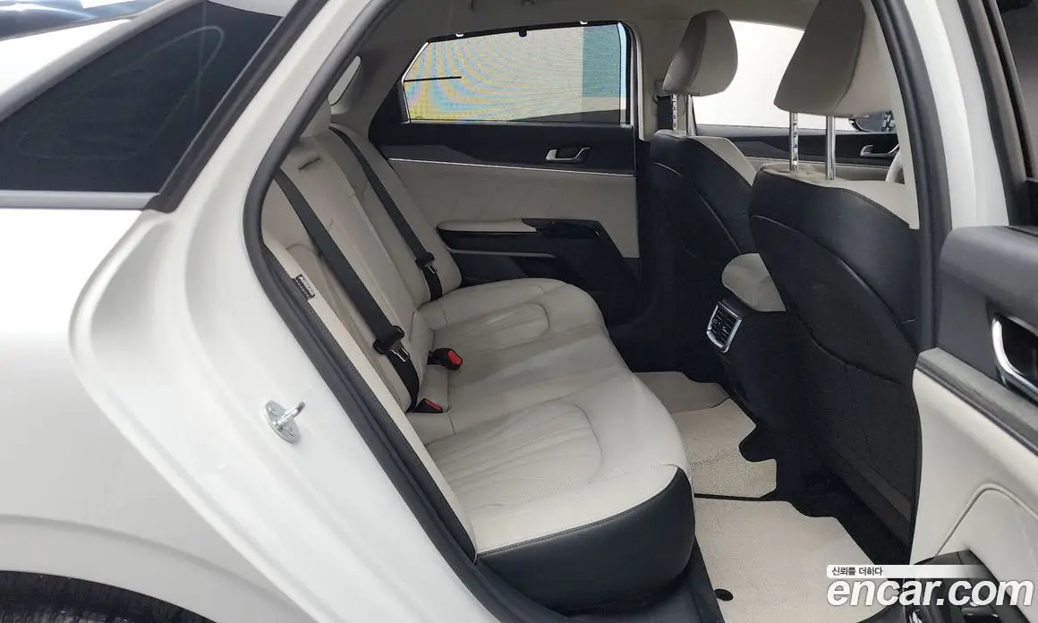 Kia K5 (Optima) 2025 1.6 автомат (гидро), фото 17 Kia K5 (Optima) 2025 1.6 автомат (гидро), фото 17