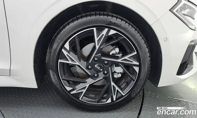 Kia K5 (Optima) 2025 1.6 автомат (гидро), миниатюра 7 Kia K5 (Optima) 2025 1.6 автомат (гидро), миниатюра 7