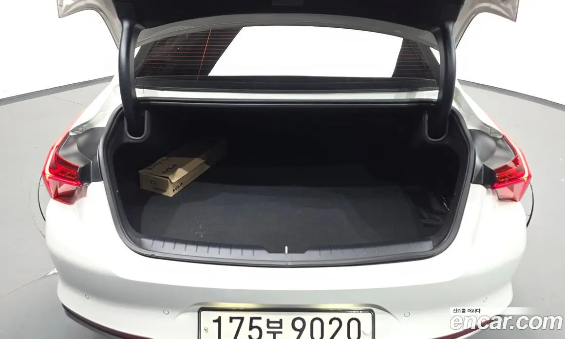 Kia K8 2022 3.5 автомат (гидро), фото 33 Kia K8 2022 3.5 автомат (гидро), фото 33