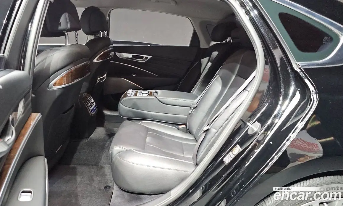 Kia K9 2019 3.8 автомат (гидро), фото 16 Kia K9 2019 3.8 автомат (гидро), фото 16