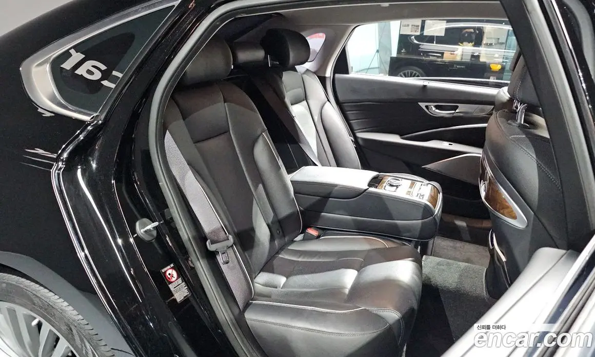 Kia K9 2019 3.8 автомат (гидро), фото 17 Kia K9 2019 3.8 автомат (гидро), фото 17
