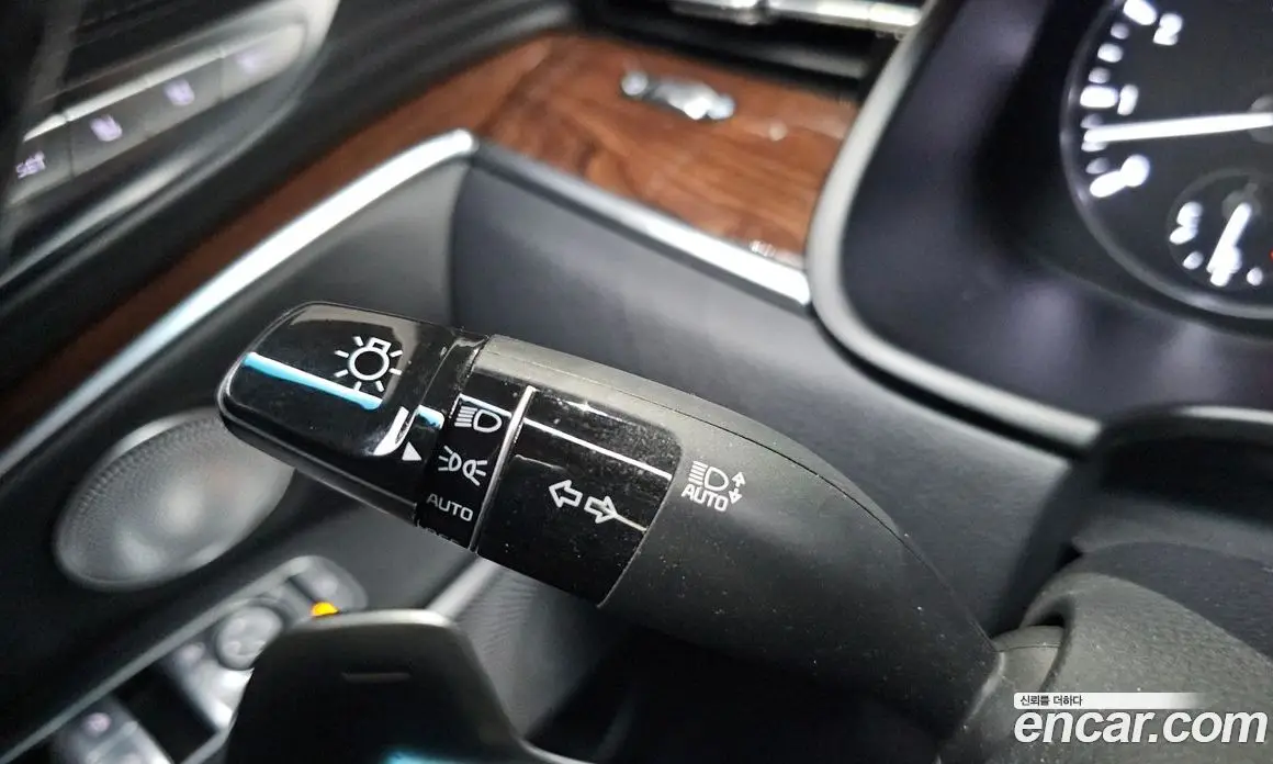 Kia K9 2019 3.8 автомат (гидро), фото 27 Kia K9 2019 3.8 автомат (гидро), фото 27