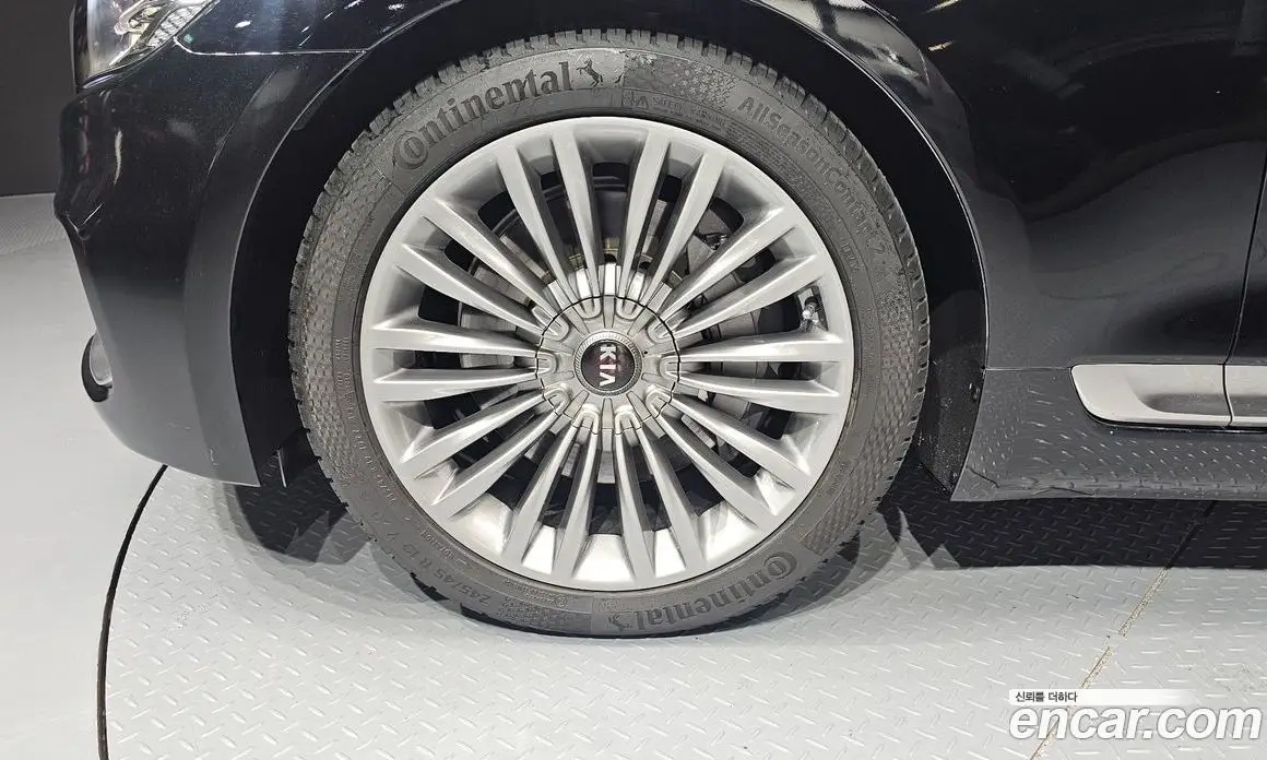Kia K9 2019 3.8 автомат (гидро), фото 5 Kia K9 2019 3.8 автомат (гидро), фото 5