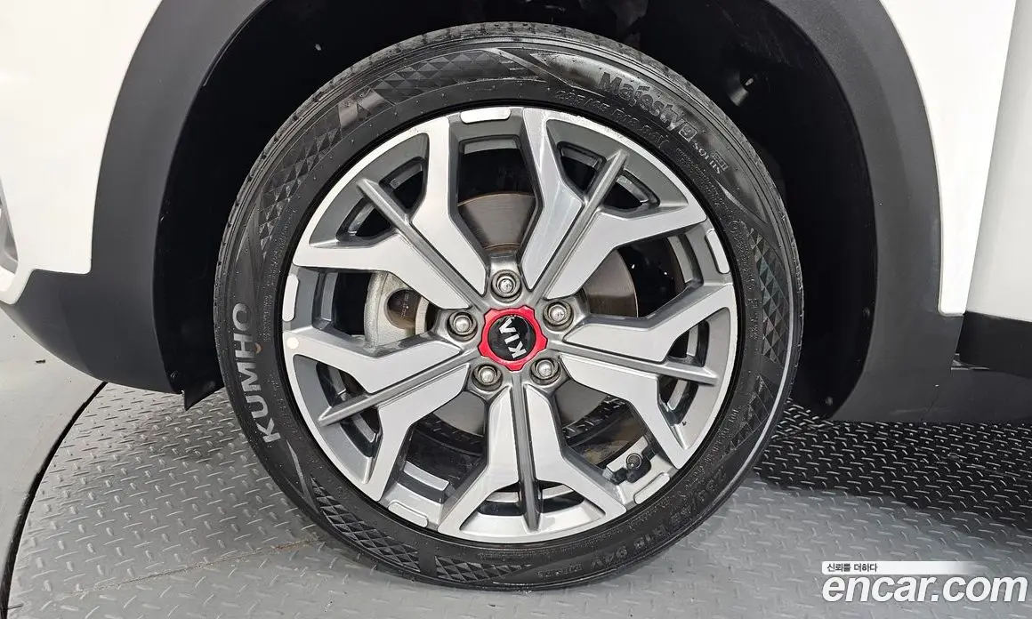 Kia Seltos 2020 1.6 автомат (гидро), фото 5 Kia Seltos 2020 1.6 автомат (гидро), фото 5