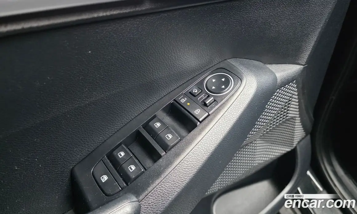 Kia Seltos 2023 1.6 автомат (гидро), фото 14 Kia Seltos 2023 1.6 автомат (гидро), фото 14