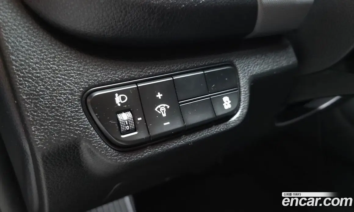 Kia Seltos 2023 1.6 автомат (гидро), фото 15 Kia Seltos 2023 1.6 автомат (гидро), фото 15