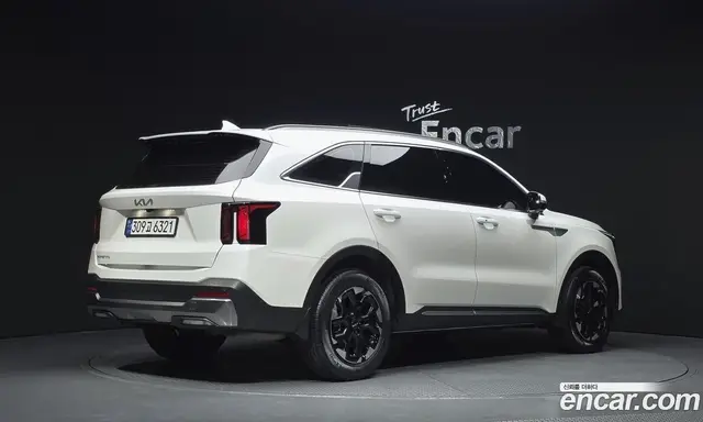 Kia Sorento 2023 2.5 автомат (гидро), миниатюра 2
