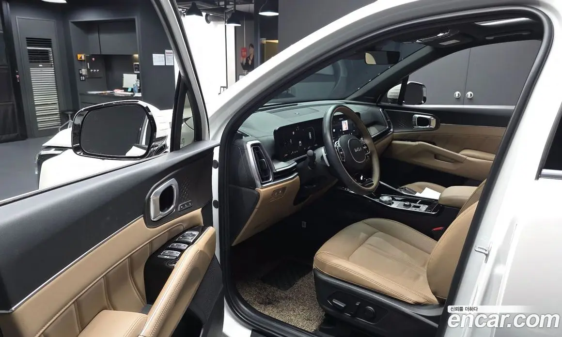 Kia Sorento 2023 2.5 автомат (гидро), фото 13