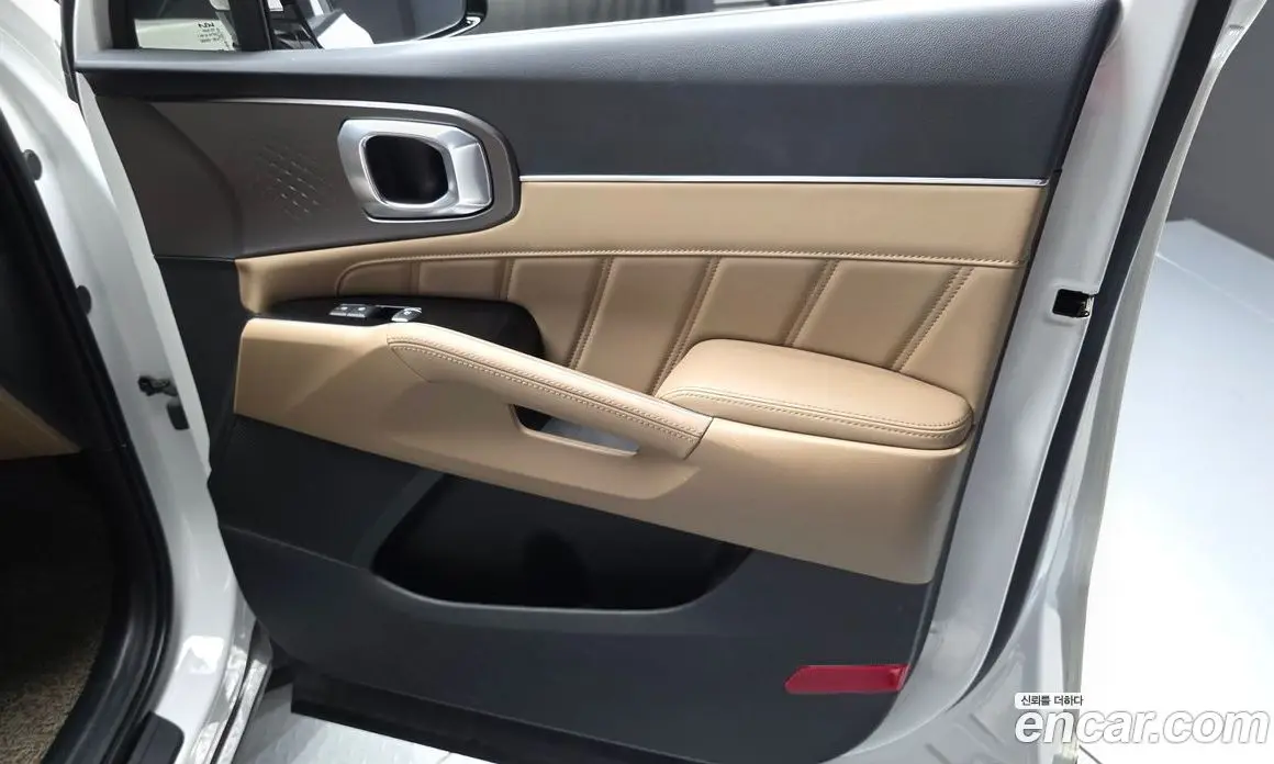 Kia Sorento 2023 2.5 автомат (гидро), фото 14