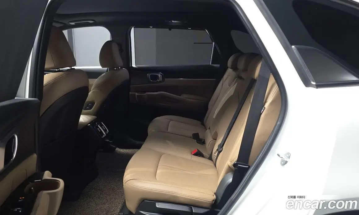 Kia Sorento 2023 2.5 автомат (гидро), фото 18