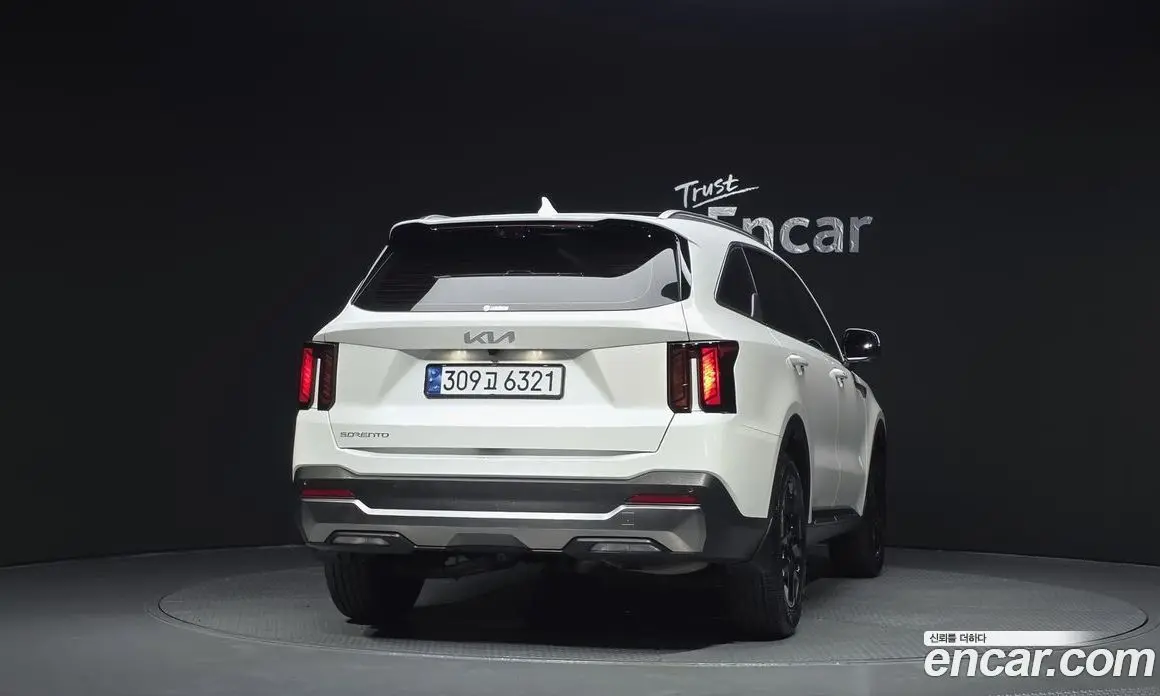 Kia Sorento 2023 2.5 автомат (гидро), фото 4