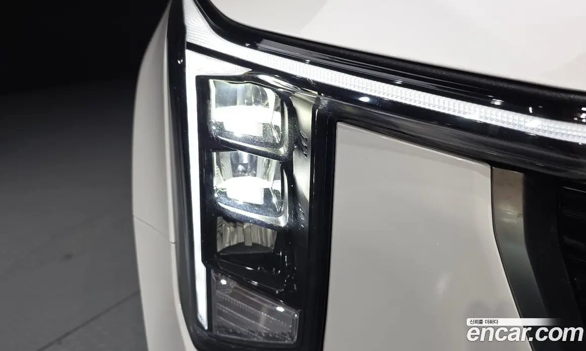 Kia Sorento 2023 2.5 автомат (гидро), фото 8