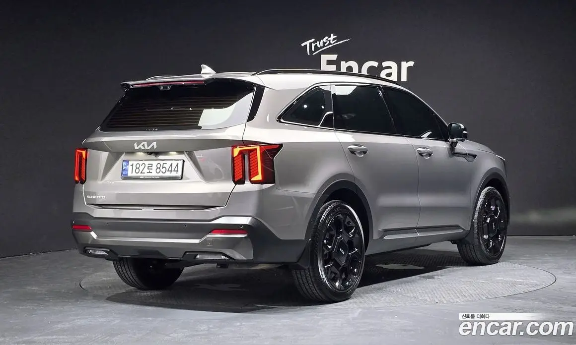 Kia Sorento 2024 2.5 автомат (гидро), фото 1 Kia Sorento 2024 2.5 автомат (гидро), фото 1