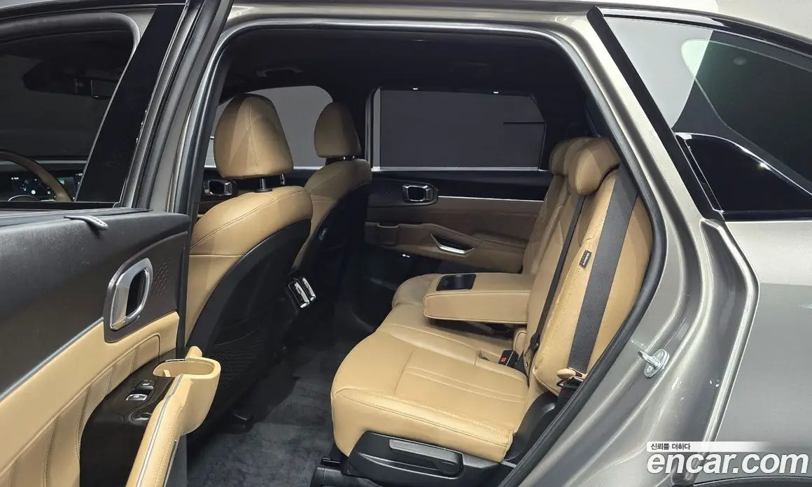 Kia Sorento 2024 2.5 автомат (гидро), фото 16 Kia Sorento 2024 2.5 автомат (гидро), фото 16