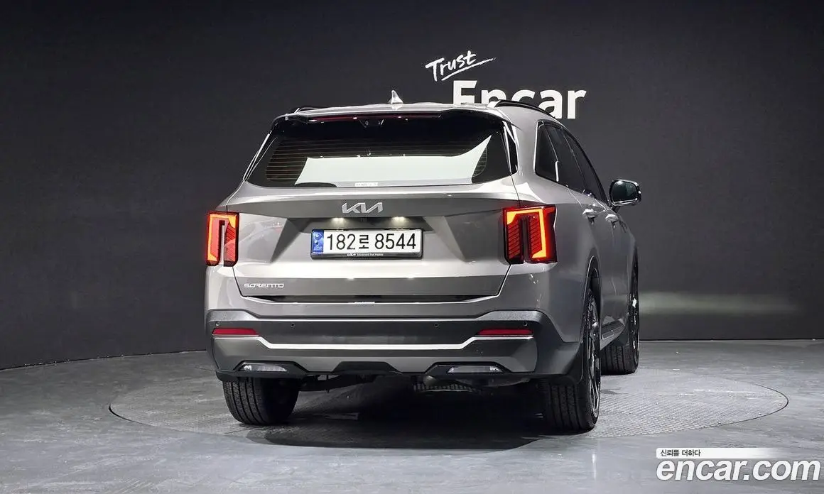 Kia Sorento 2024 2.5 автомат (гидро), фото 3 Kia Sorento 2024 2.5 автомат (гидро), фото 3