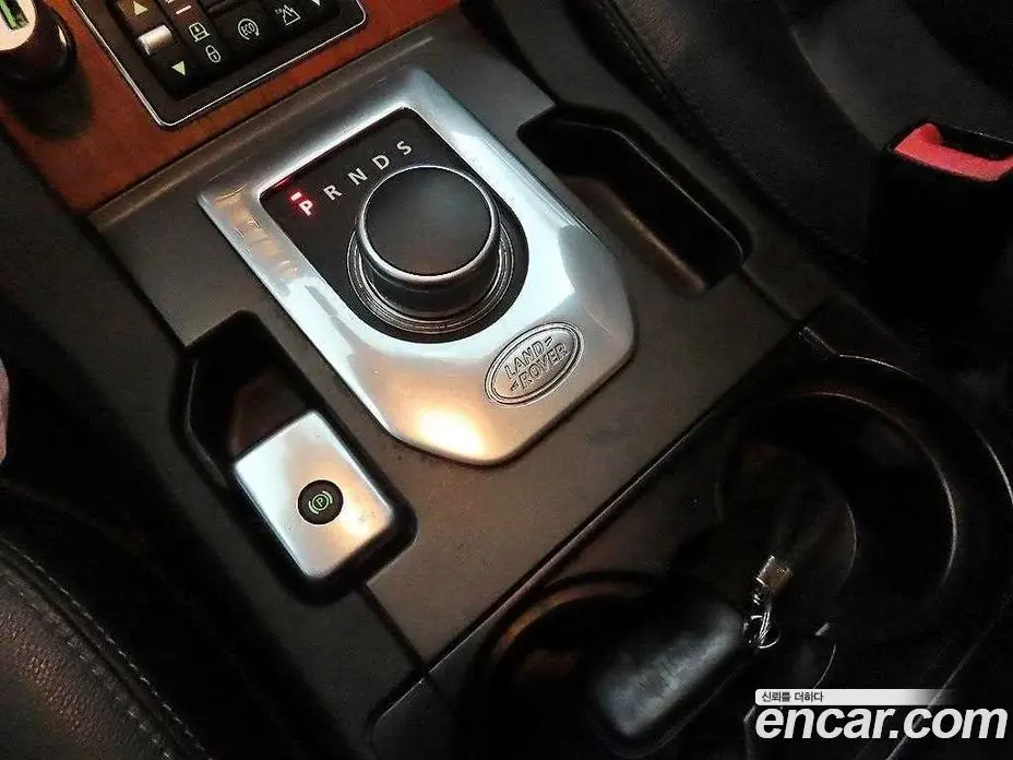 Land Rover Discovery 2014 3.0 автомат (гидро), фото 12 Land Rover Discovery 2014 3.0 автомат (гидро), фото 12