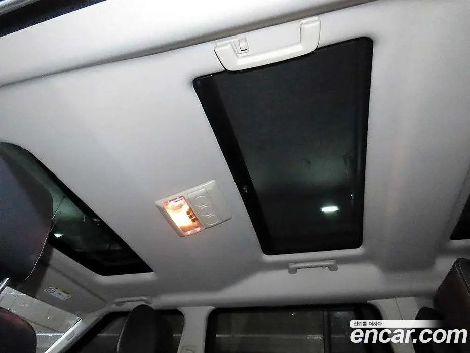 Land Rover Discovery 2014 3.0 автомат (гидро), фото 16 Land Rover Discovery 2014 3.0 автомат (гидро), фото 16