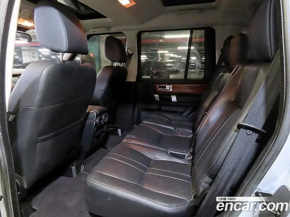 Land Rover Discovery 2014 3.0 автомат (гидро), фото 7 Land Rover Discovery 2014 3.0 автомат (гидро), фото 7