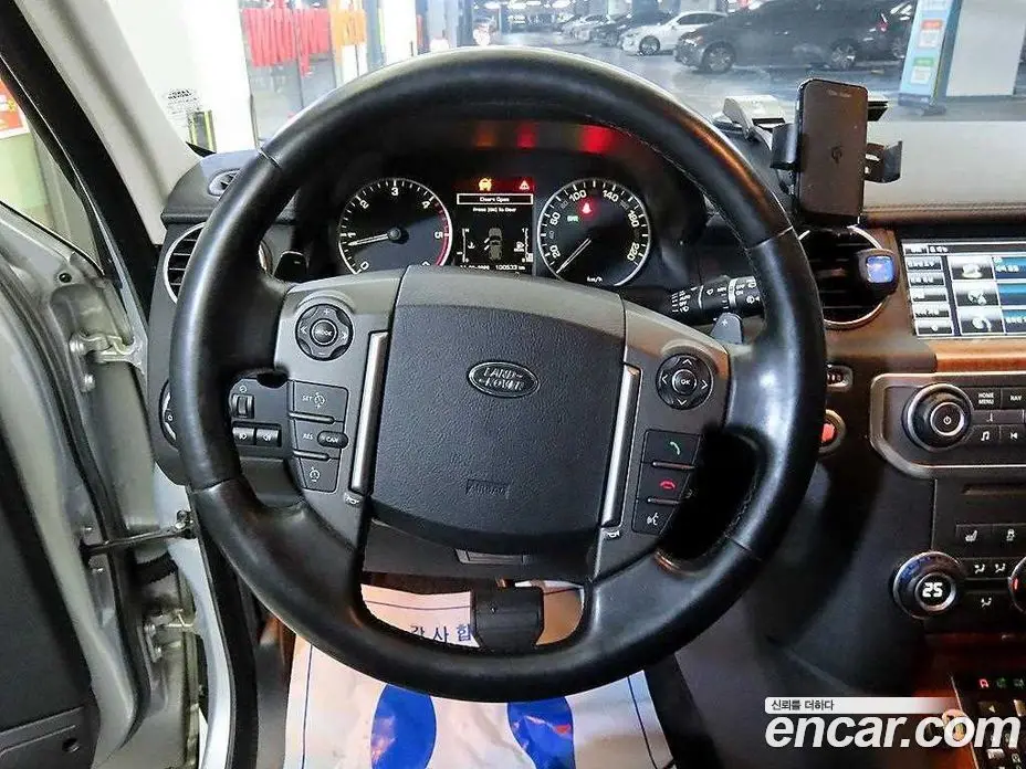 Land Rover Discovery 2014 3.0 автомат (гидро), фото 8 Land Rover Discovery 2014 3.0 автомат (гидро), фото 8