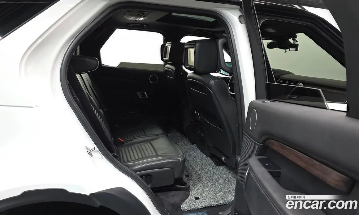 Land Rover Discovery 2019 3.0 автомат (гидро), фото 18 Land Rover Discovery 2019 3.0 автомат (гидро), фото 18