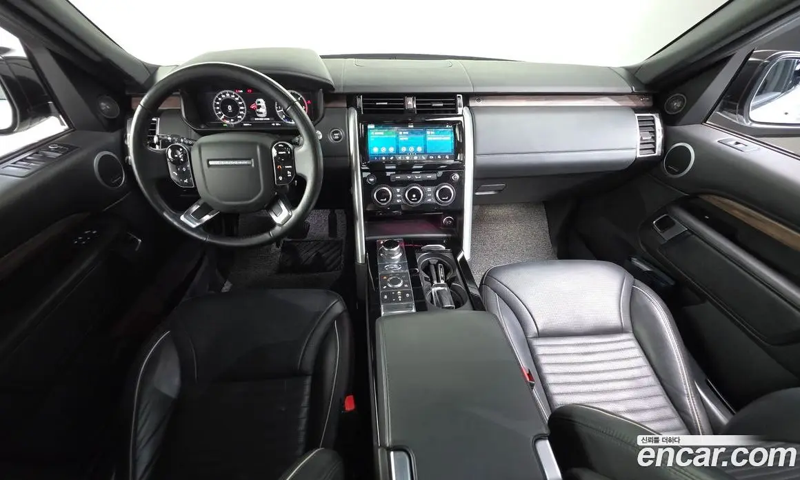 Land Rover Discovery 2019 3.0 автомат (гидро), фото 10 Land Rover Discovery 2019 3.0 автомат (гидро), фото 10