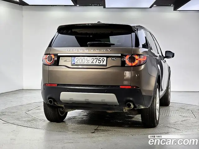 Land Rover Discovery Sport 2016 2.0 автомат (гидро), миниатюра 3 Land Rover Discovery Sport 2016 2.0 автомат (гидро), миниатюра 3