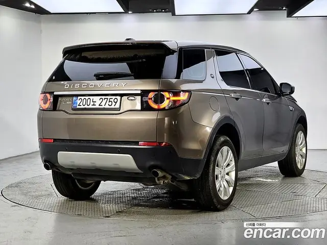 Land Rover Discovery Sport 2016 2.0 автомат (гидро), миниатюра 4 Land Rover Discovery Sport 2016 2.0 автомат (гидро), миниатюра 4