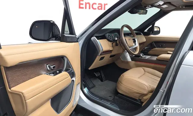 Land Rover Range Rover 2025 4.4 автомат (гидро), миниатюра 10 Land Rover Range Rover 2025 4.4 автомат (гидро), миниатюра 10