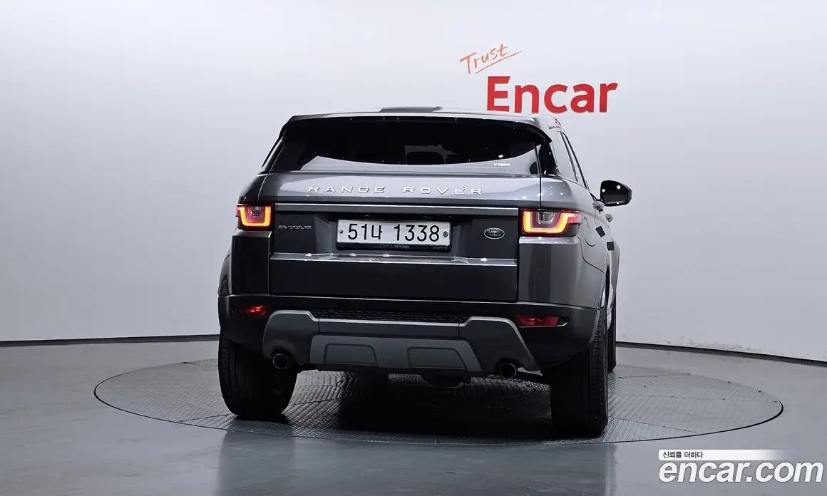 Land Rover Range Rover Evoque 2019 2.0 автомат (гидро), фото 4 Land Rover Range Rover Evoque 2019 2.0 автомат (гидро), фото 4