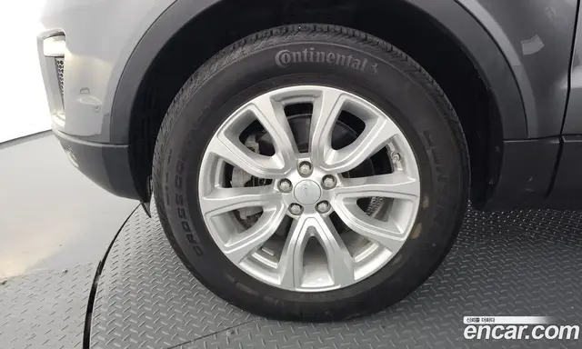 Land Rover Range Rover Evoque 2019 2.0 автомат (гидро), миниатюра 5 Land Rover Range Rover Evoque 2019 2.0 автомат (гидро), миниатюра 5