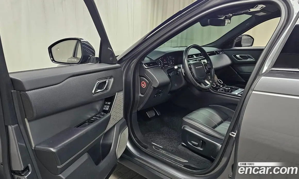 Land Rover Range Rover Velar 2019 2.0 автомат (гидро), фото 10 Land Rover Range Rover Velar 2019 2.0 автомат (гидро), фото 10