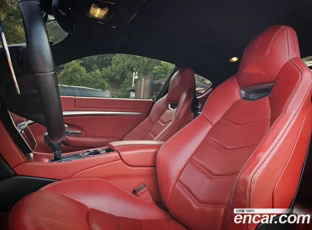 Maserati GranTurismo 2012 4.7 автомат (гидро), миниатюра 9 Maserati GranTurismo 2012 4.7 автомат (гидро), миниатюра 9