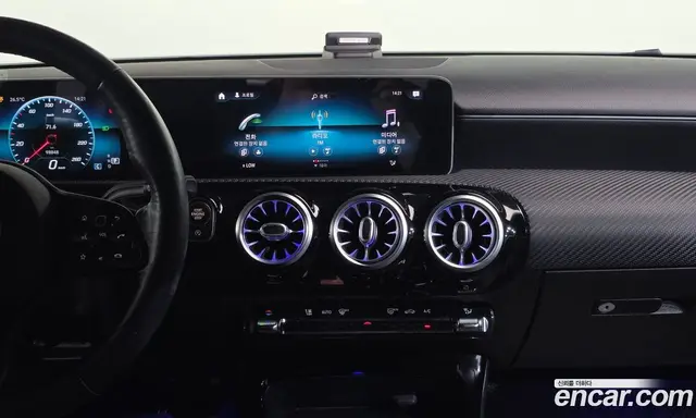 Mercedes-Benz A-Class 2020 2.0 автомат (гидро), миниатюра 12