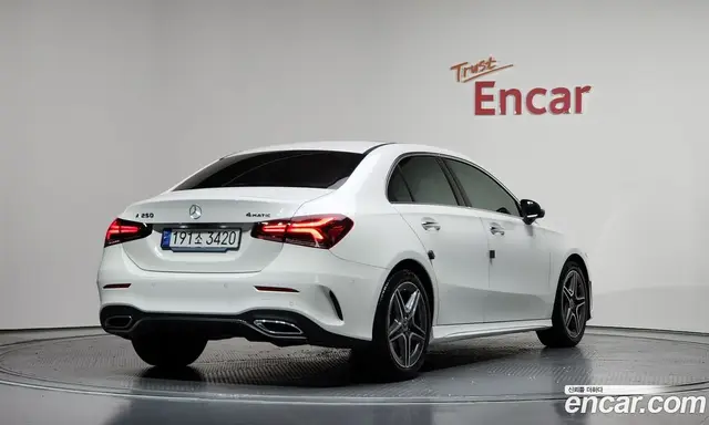 Mercedes-Benz A-Class 2022 2.0 автомат (гидро), миниатюра 2 Mercedes-Benz A-Class 2022 2.0 автомат (гидро), миниатюра 2