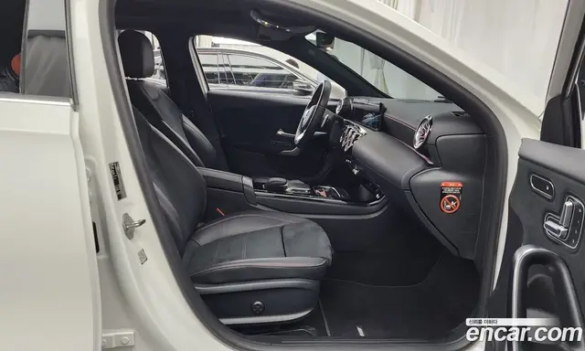 Mercedes-Benz A-Class 2022 2.0 автомат (гидро), миниатюра 11 Mercedes-Benz A-Class 2022 2.0 автомат (гидро), миниатюра 11