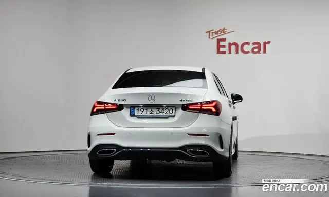 Mercedes-Benz A-Class 2022 2.0 автомат (гидро), миниатюра 4 Mercedes-Benz A-Class 2022 2.0 автомат (гидро), миниатюра 4
