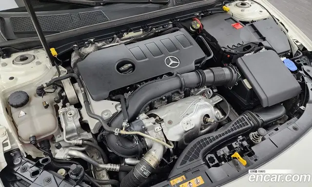 Mercedes-Benz A-Class 2022 2.0 автомат (гидро), миниатюра 6 Mercedes-Benz A-Class 2022 2.0 автомат (гидро), миниатюра 6