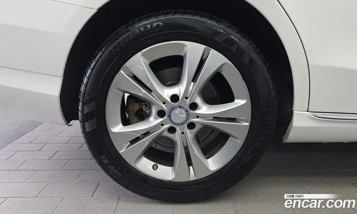 Mercedes-Benz C-Class 2016 2.1 автомат (гидро), фото 5 Mercedes-Benz C-Class 2016 2.1 автомат (гидро), фото 5
