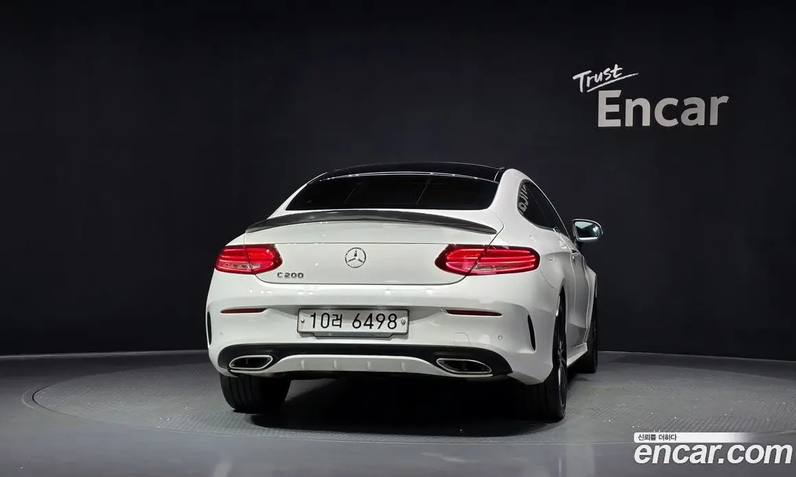 Mercedes-Benz C-Class 2017 2.0 автомат (гидро), фото 4 Mercedes-Benz C-Class 2017 2.0 автомат (гидро), фото 4