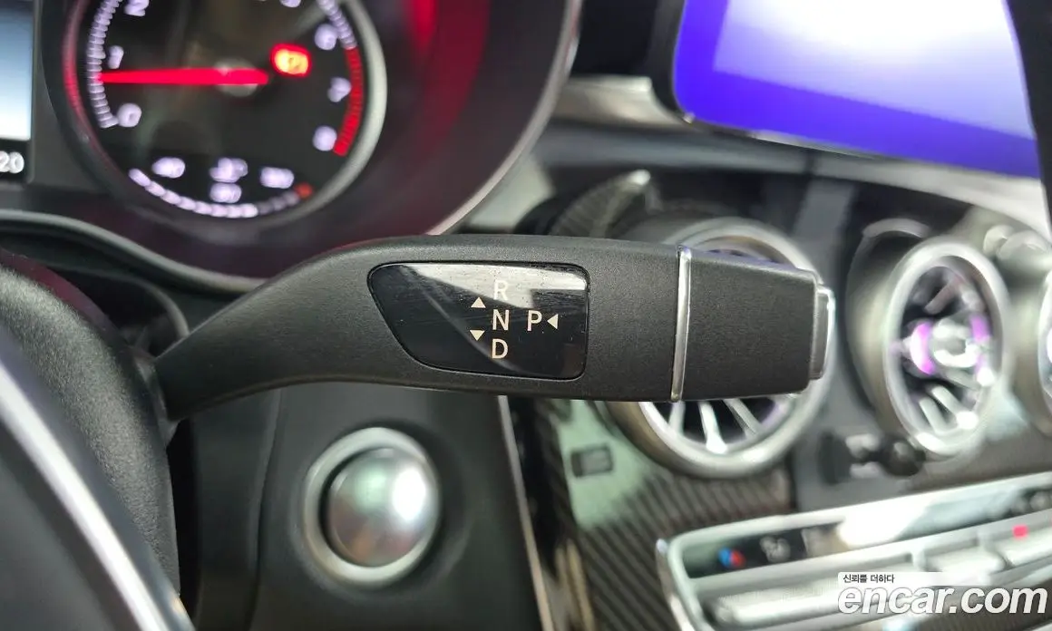 Mercedes-Benz C-Class 2017 2.0 автомат (гидро), фото 9 Mercedes-Benz C-Class 2017 2.0 автомат (гидро), фото 9