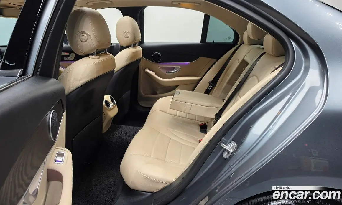 Mercedes-Benz C-Class 2019 1.9 автомат (гидро), фото 16 Mercedes-Benz C-Class 2019 1.9 автомат (гидро), фото 16