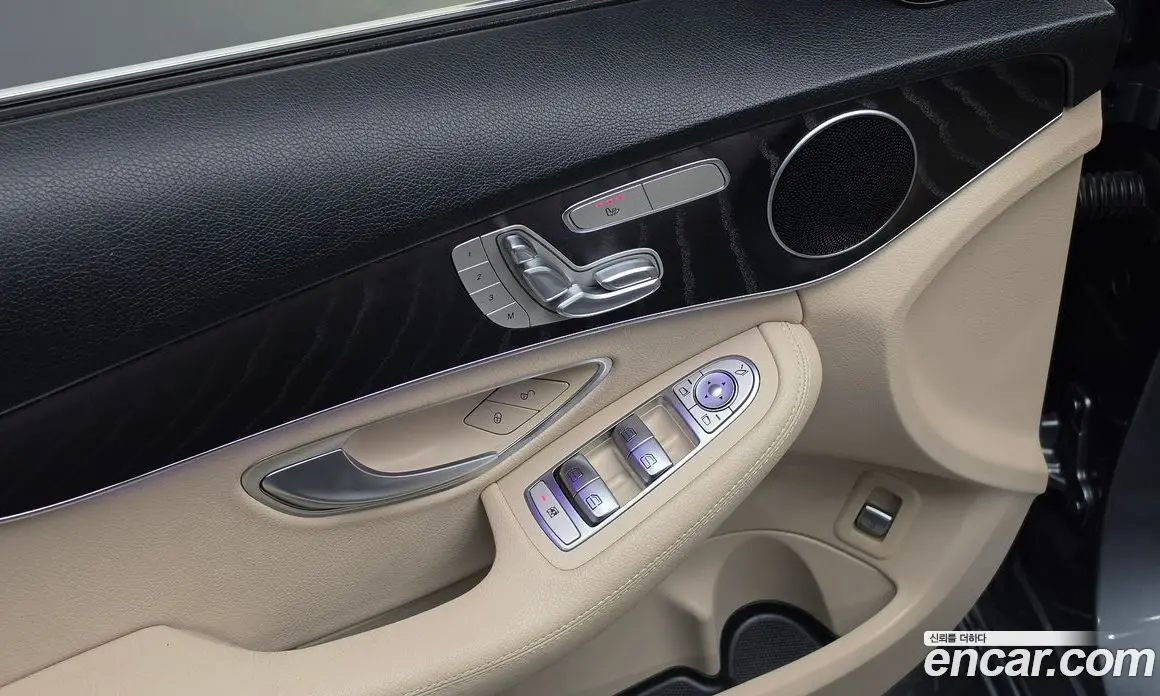Mercedes-Benz C-Class 2019 1.9 автомат (гидро), фото 24 Mercedes-Benz C-Class 2019 1.9 автомат (гидро), фото 24
