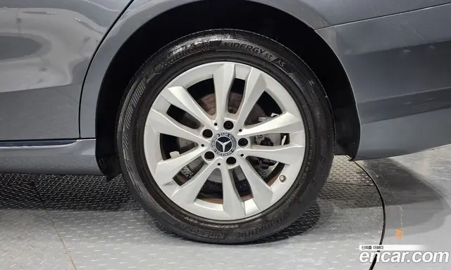 Mercedes-Benz C-Class 2019 1.9 автомат (гидро), миниатюра 6 Mercedes-Benz C-Class 2019 1.9 автомат (гидро), миниатюра 6
