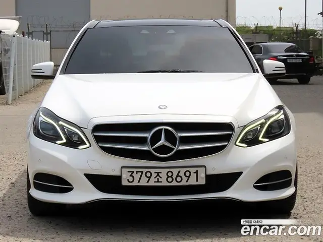 Mercedes-Benz E-Class, 2013, 102 410 км