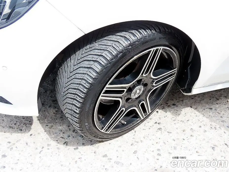 Mercedes-Benz E-Class 2013 2.1 автомат (гидро), фото 20 Mercedes-Benz E-Class 2013 2.1 автомат (гидро), фото 20