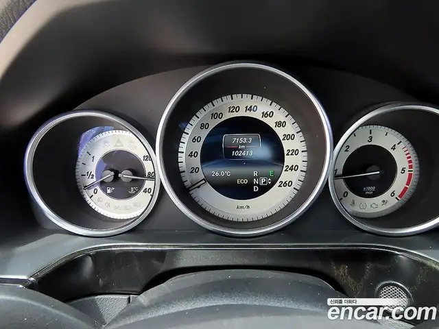 Mercedes-Benz E-Class 2013 2.1 автомат (гидро), миниатюра 9 Mercedes-Benz E-Class 2013 2.1 автомат (гидро), миниатюра 9